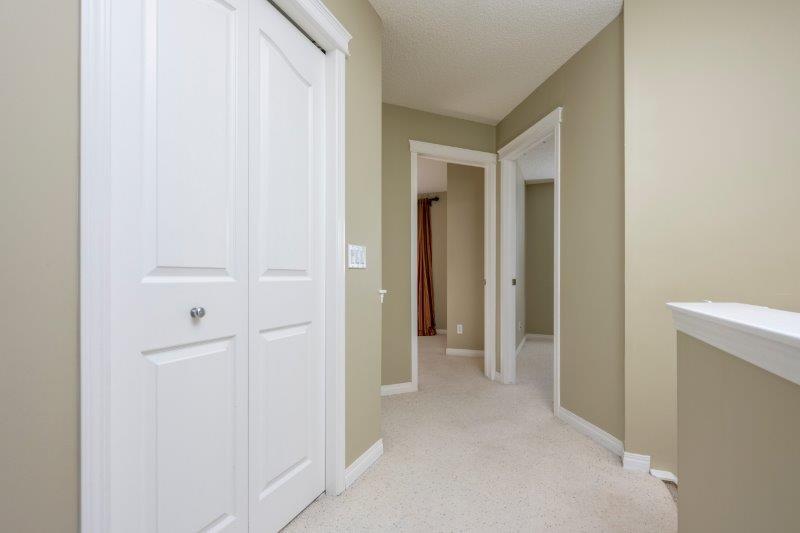 15 Panatella Lane NW, Calgary, 4.5 Bedrooms Bedrooms, ,3 BathroomsBathrooms,Houses,For Rent,15 Panatella Lane NW,1757