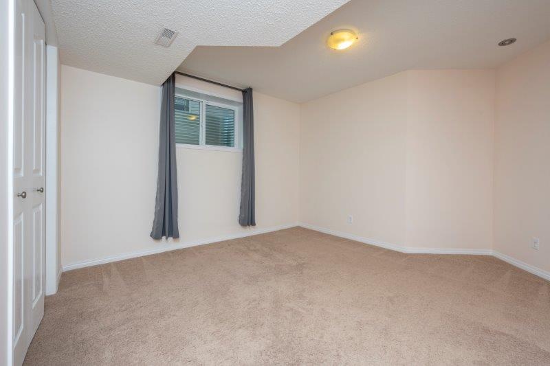 15 Panatella Lane NW, Calgary, 4.5 Bedrooms Bedrooms, ,3 BathroomsBathrooms,Houses,For Rent,15 Panatella Lane NW,1757