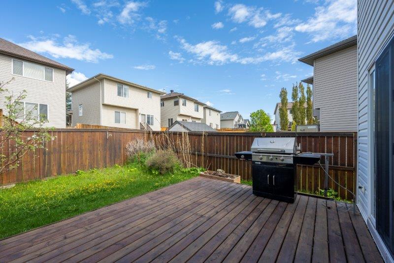 15 Panatella Lane NW, Calgary, 4.5 Bedrooms Bedrooms, ,3 BathroomsBathrooms,Houses,For Rent,15 Panatella Lane NW,1757