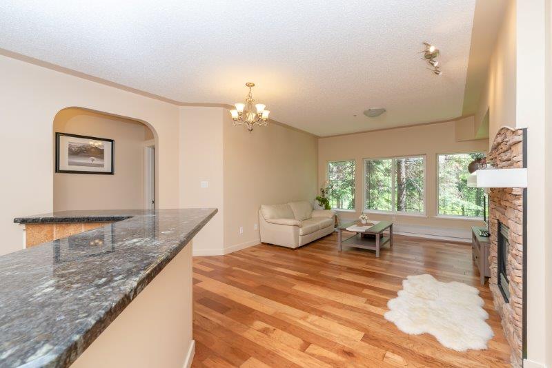 117, 20 Discovery Ridge Cl SW, Calgary, 2 Bedrooms Bedrooms, 0 ,1 BathroomBathrooms,Condos/Townhouses,For Rent,The Wedgewoods,117, 20 Discovery Ridge Cl SW,0,1798