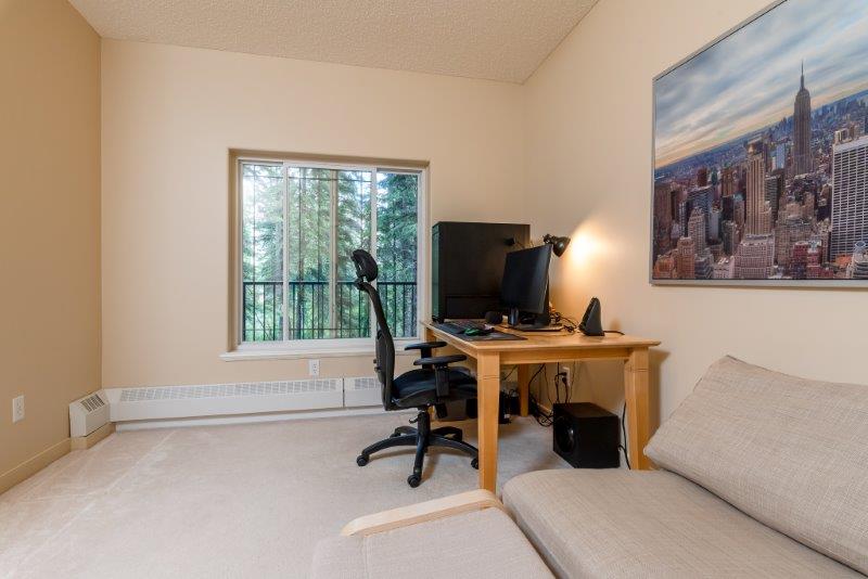 117, 20 Discovery Ridge Cl SW, Calgary, 2 Bedrooms Bedrooms, 0 ,1 BathroomBathrooms,Condos/Townhouses,For Rent,The Wedgewoods,117, 20 Discovery Ridge Cl SW,0,1798