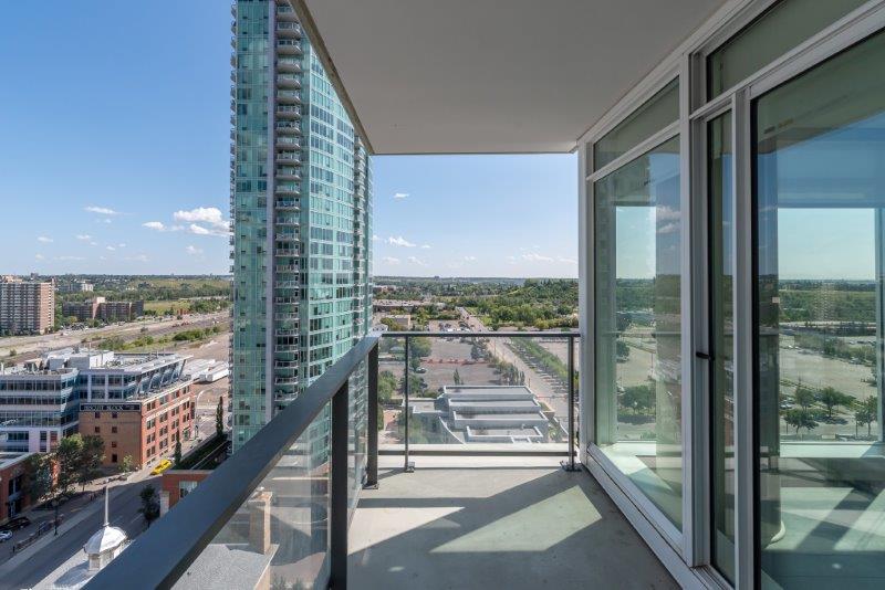 1504, 118 3 St SE, Calgary, 1 Bedroom Bedrooms, ,1 BathroomBathrooms,Condos/Townhouses,Rented,The Guardian South,1504, 118 3 St SE,1852