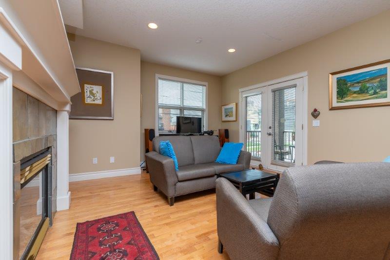 #1, 505 5 St NE, Calgary, 2 Bedrooms Bedrooms, 0 ,2.5 BathroomsBathrooms,Condos/Townhouses,For Rent,#1, 505 5 St NE,0,1862