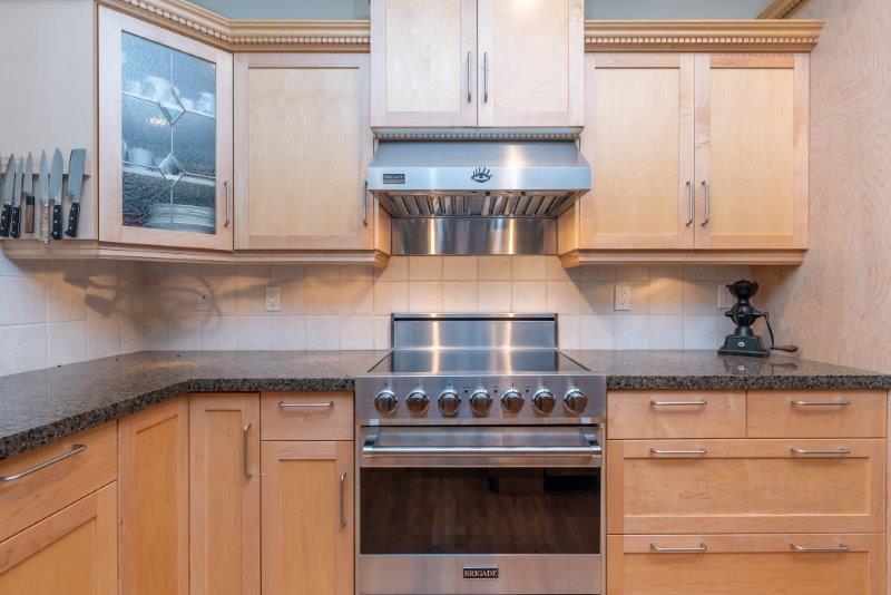 #1, 505 5 St NE, Calgary, 2 Bedrooms Bedrooms, 0 ,2.5 BathroomsBathrooms,Condos/Townhouses,For Rent,#1, 505 5 St NE,0,1862